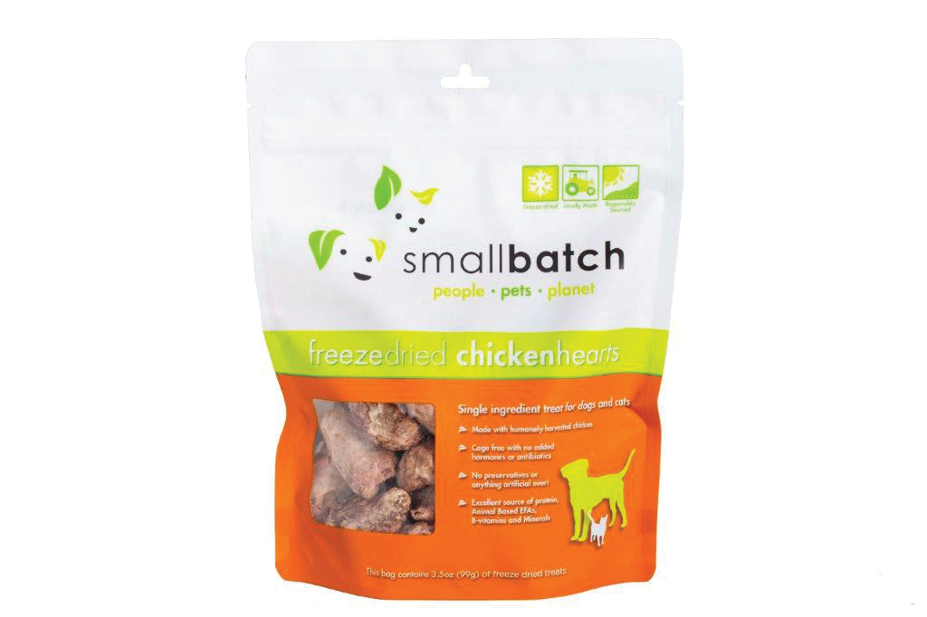 SMALLBATCH DOG CAT HEARTS CHICKEN FD TREAT 3.5OZ